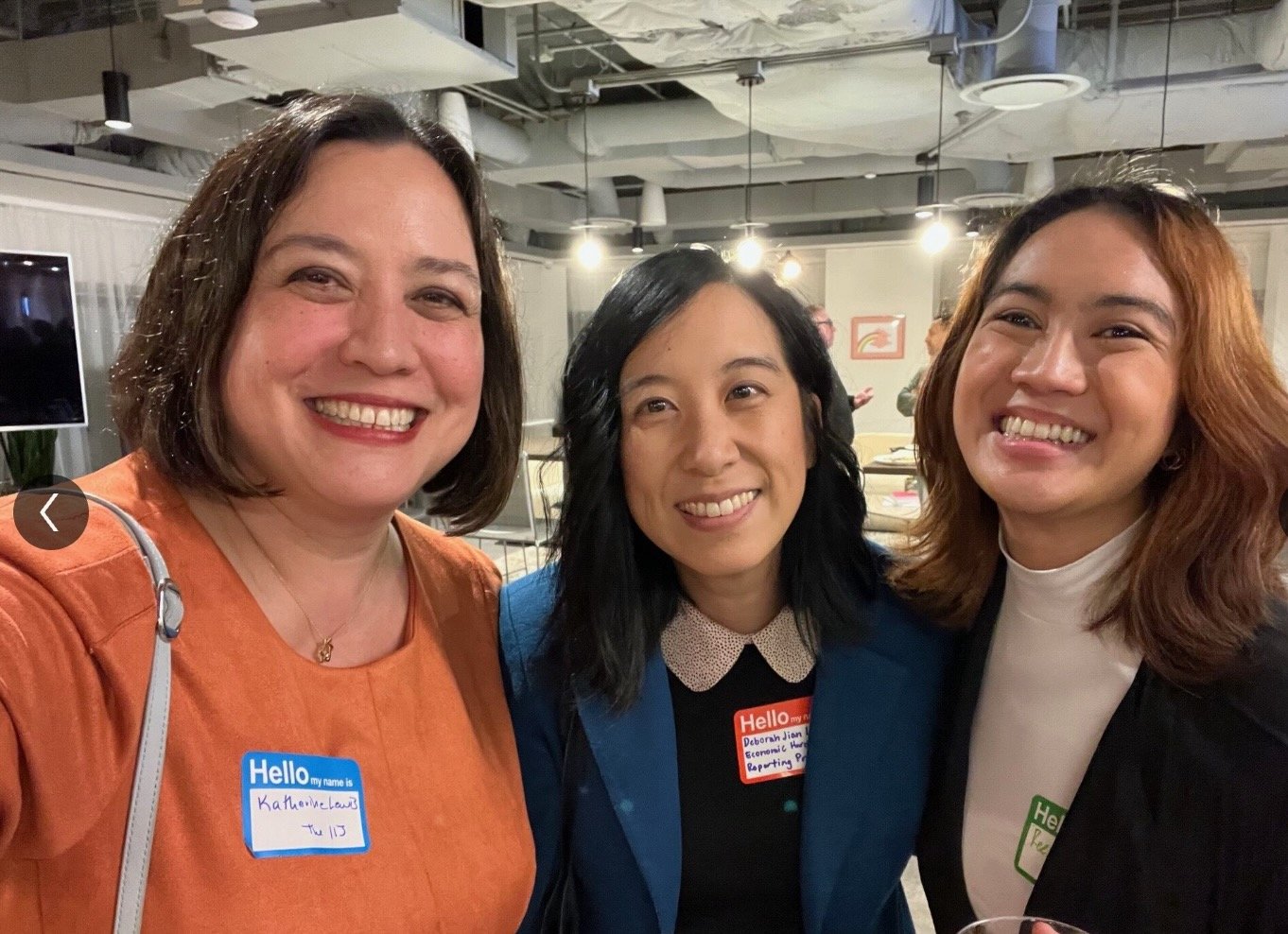 Field Fellow Reese Castro (right) at the journalism jobs crisis discussion she helped organize as part of her fellowship work, November 2024